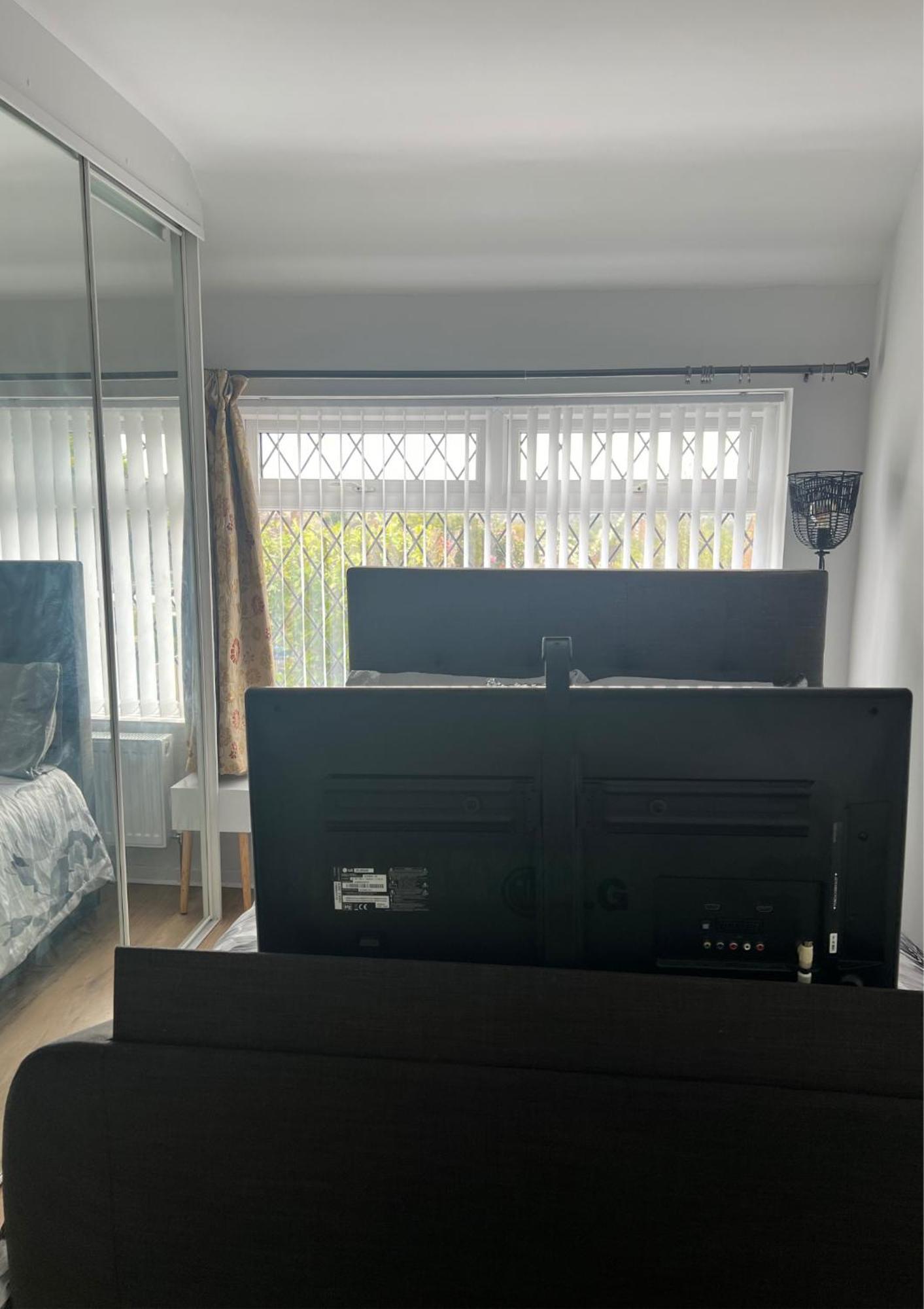 Double Room In Great Barr Near M5 - M6 - Parking - Tv Bed-Garden Birmingham Extérieur photo